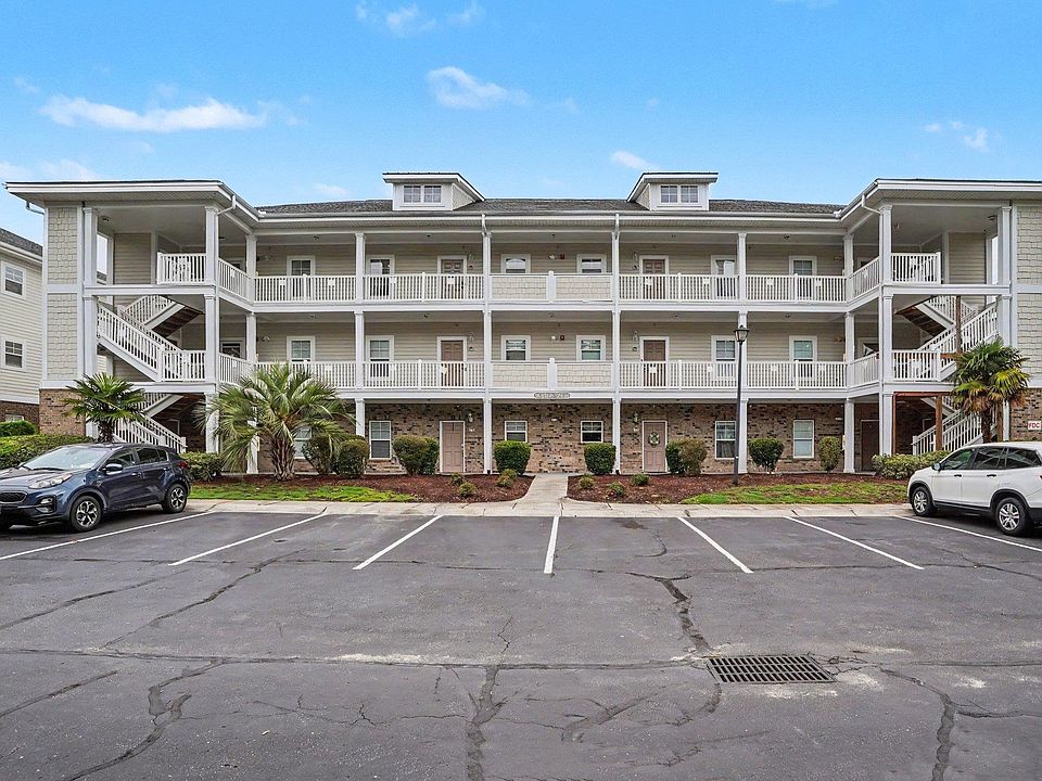 1st image of 600 Heathrow Dr. #1092