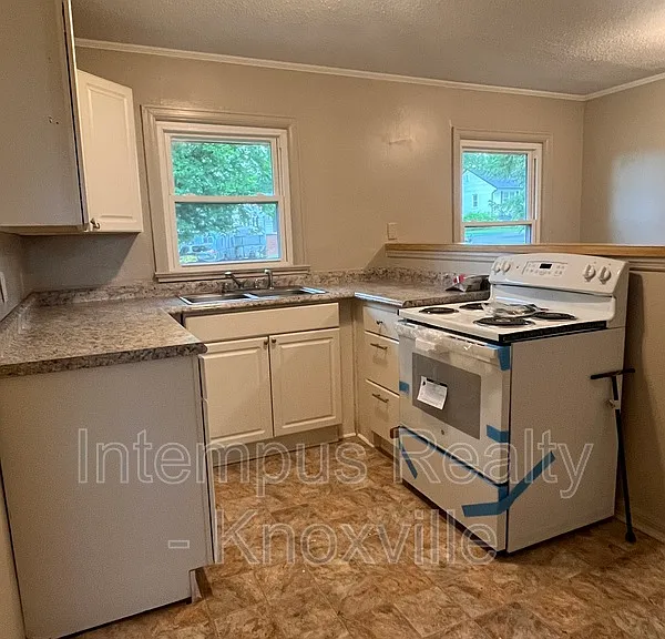 3116 Sunset Ave — Photo 8