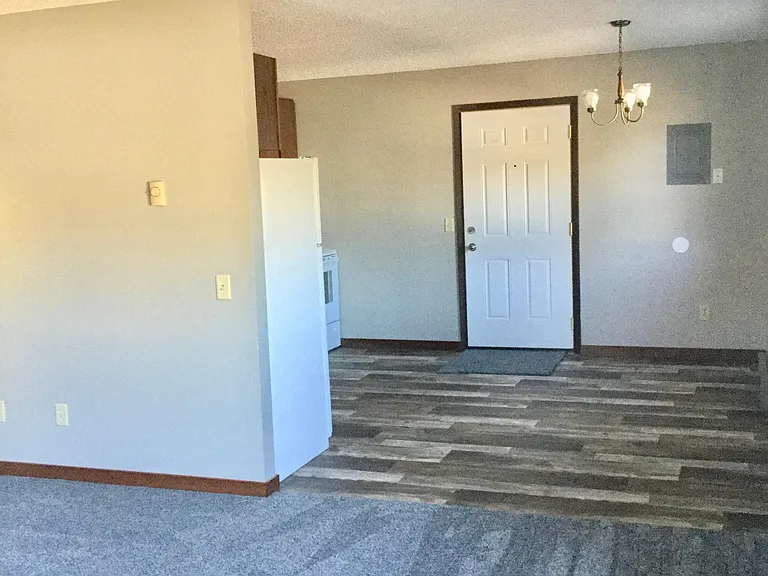1135 Sunset Ln #1 — Photo 5
