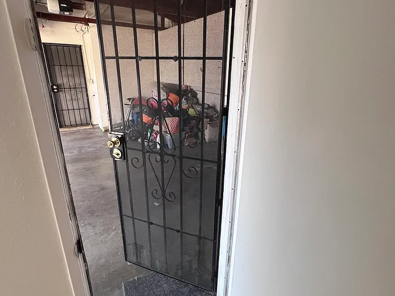 1829 Aileron Ave — Photo 14