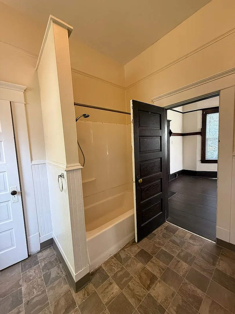 2 Bedroom, 1 Bathroom Cottage in the heart of Bellingham! — Photo 4