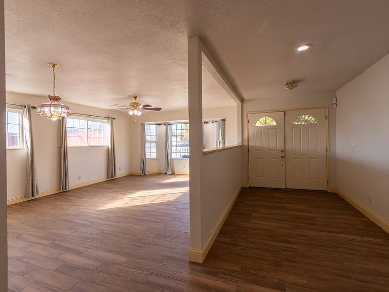 5500 Sunset Oak Ct — Photo 18