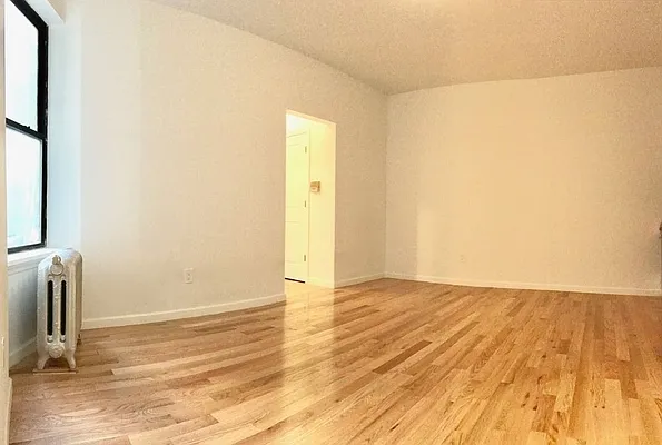 Rented by Zjama Realty Corp | media 22