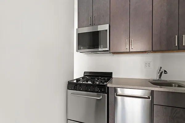 Rented by Cooper & Cooper Real Estate | media 2