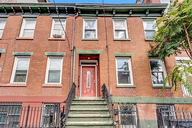 182A Christopher Columbus Dr #1 — Photo 1