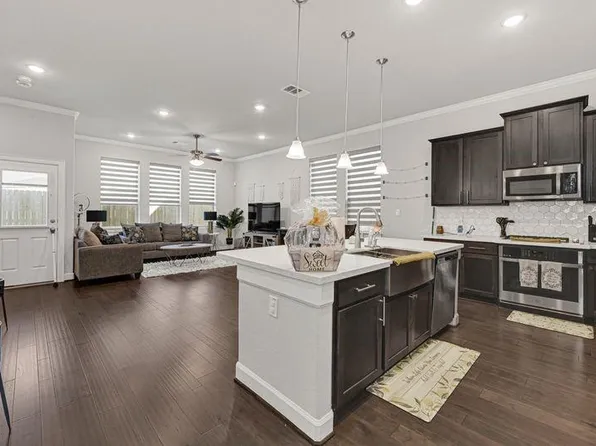 1913 Kirby Landing Dr, Houston, TX 77051