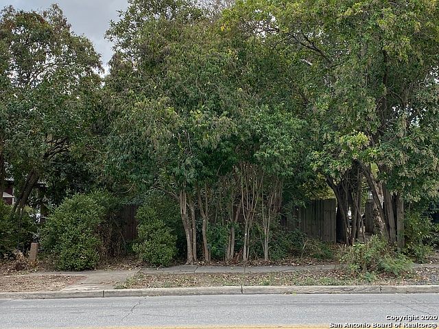 1st image of 516 E Mulberry Ave