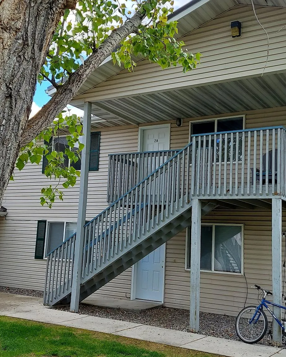 3 bed, 900 sqft, $1,650 — Photo 2
