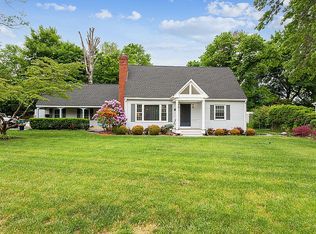 107 Spring Crest Dr, Hightstown, NJ 08520