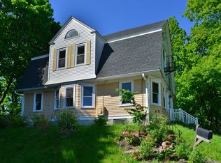 62 Klondike St, Providence, RI 02909
