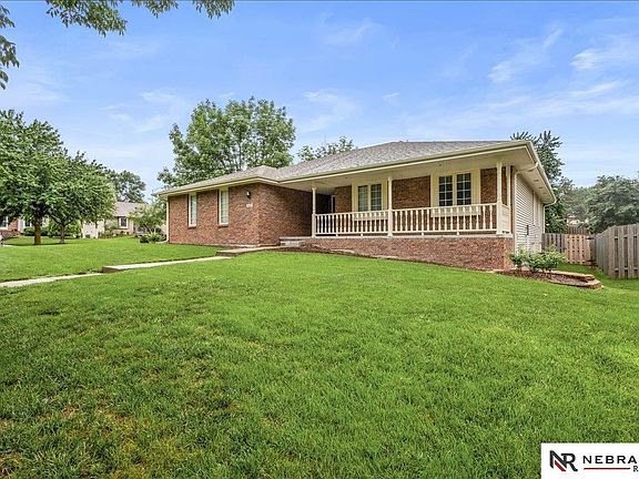 3rd image of 7635 Red Oak Rd