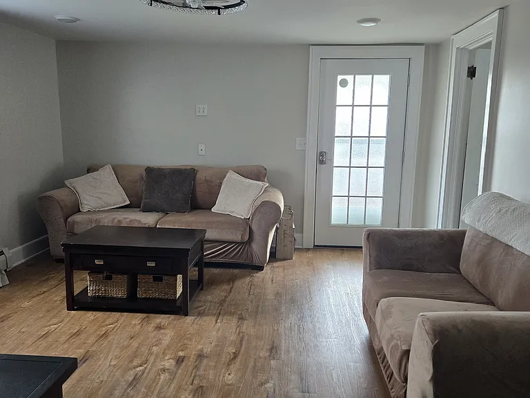 108 Center St #B — Photo 19