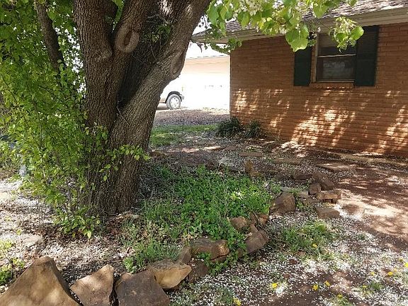 4th image of 11208 Greystone Ave