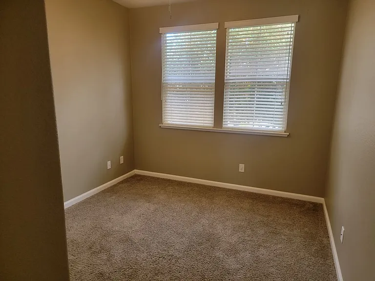 120 Soaring Hawk Ln — Photo 15
