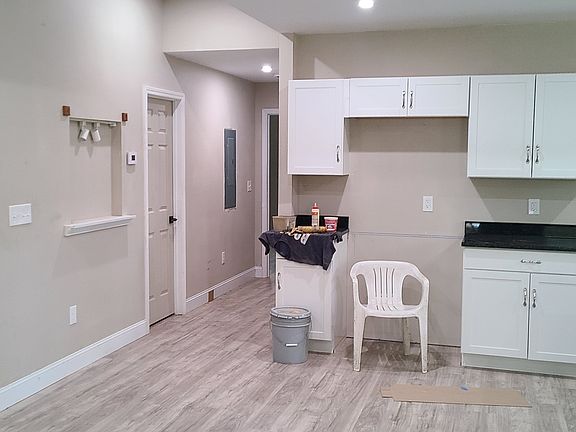 4th image of 1707 Ocoee St