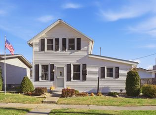 209 2nd St SW, Elkader, IA 52043