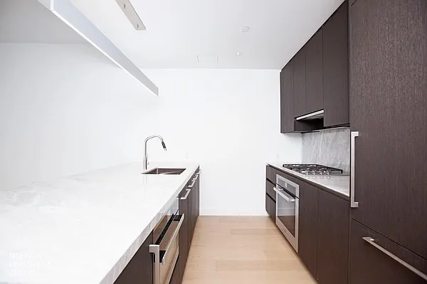 Rented by Siderow Residential Group | media 43