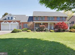507 Brookview Dr, Greencastle, PA 17225