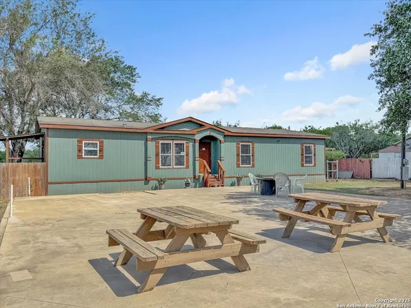 20360 Trumbo, San Antonio, TX 78264
