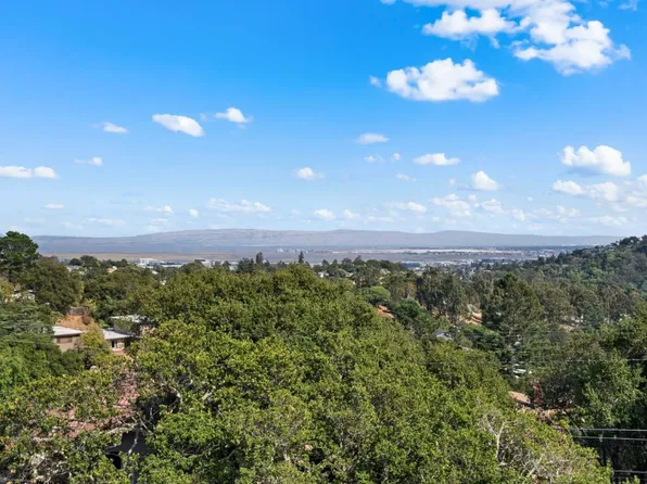 1718 Valley View Ave, Belmont, CA 94002