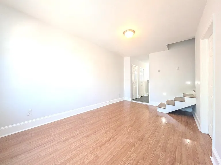 69 Beacon Ave #3 — Photo 7