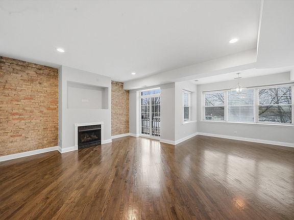 2nd image of 5884 N Ridge Ave #2