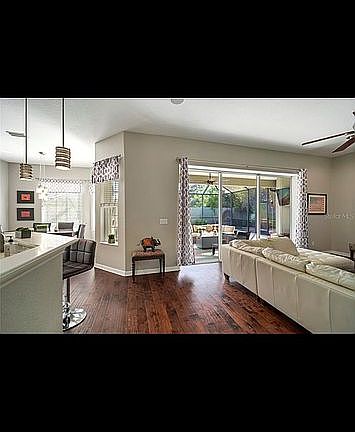 3rd image of 1422 Brambling Ct