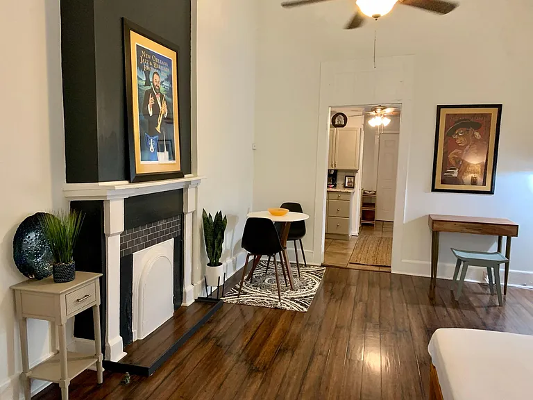 3917 Coliseum St — Photo 3