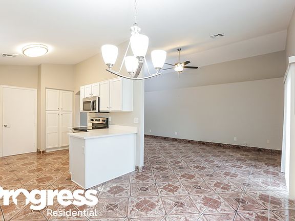 5th image of 1110 W Burgess Ln