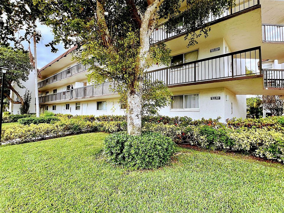 1st image of 7400 NW 17TH Street #308