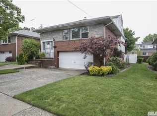 23015 58th Ave, Oakland Gardens, NY 11364