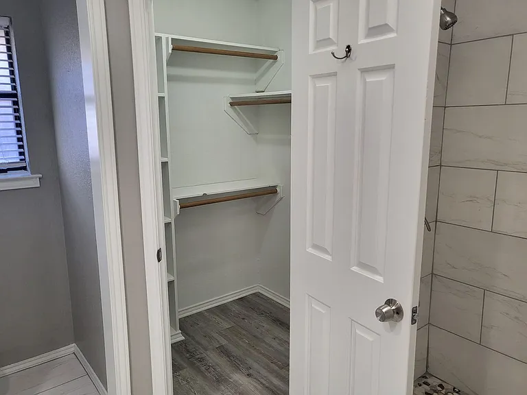 7404 Glen Haven Dr — Photo 17