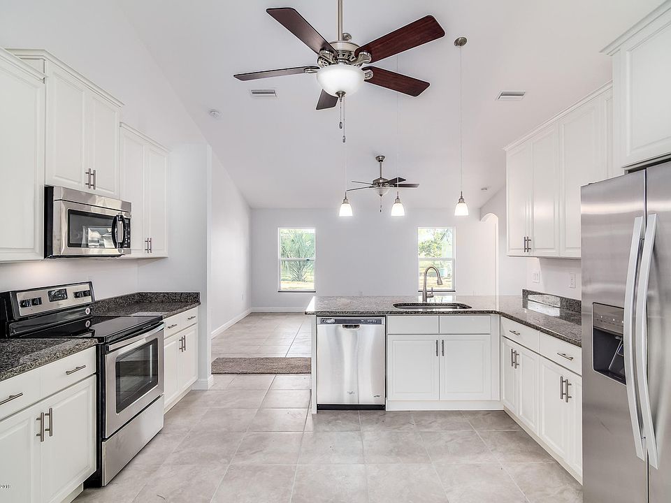 2nd image of 5931 Deer Ln