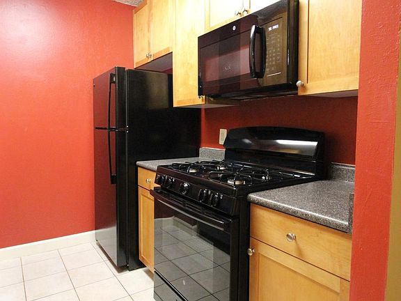 4th image of 60 S Van Dorn St APT 207