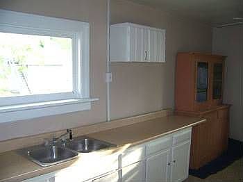 5th image of 1651 South Ave