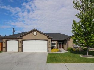 105 N Quebec St, Kennewick, WA 99336