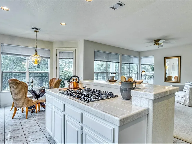 3233 Quail Hollow Dr #1 — Photo 26