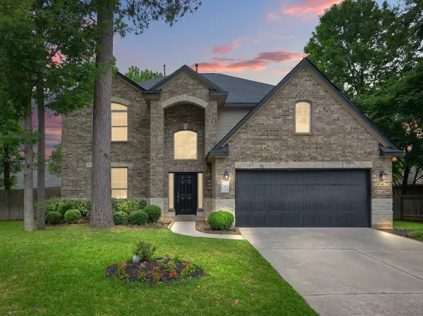 4 Logan Creek Ln, Conroe, TX 77304