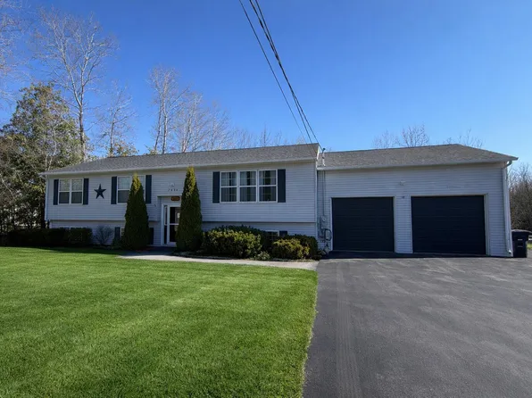 2094 Glenwood Avenue, Hermon, ME 04401