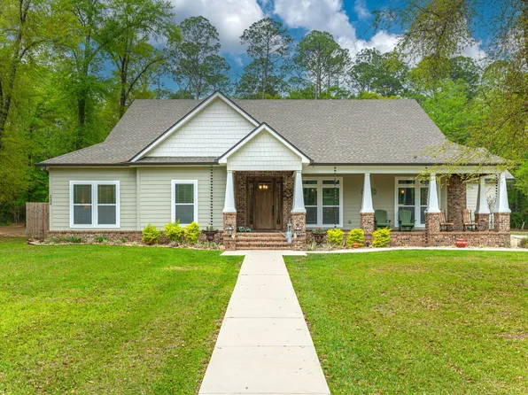 5290 Old River Rd, Baker, FL 32531