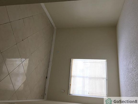 4th image of 5962 NW 21st St