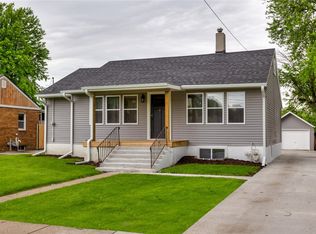 3014 48th Pl, Des Moines, IA 50310