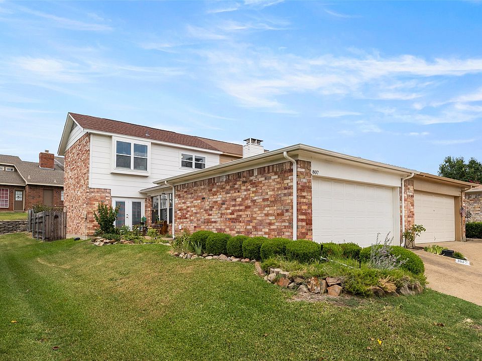 1st image of 807 Pebble Beach Dr