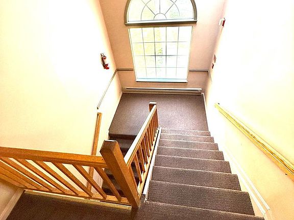 4th image of 2020 Alice Ave APT 302