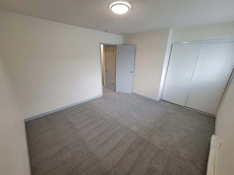 Regency Townhomes — Photo 24