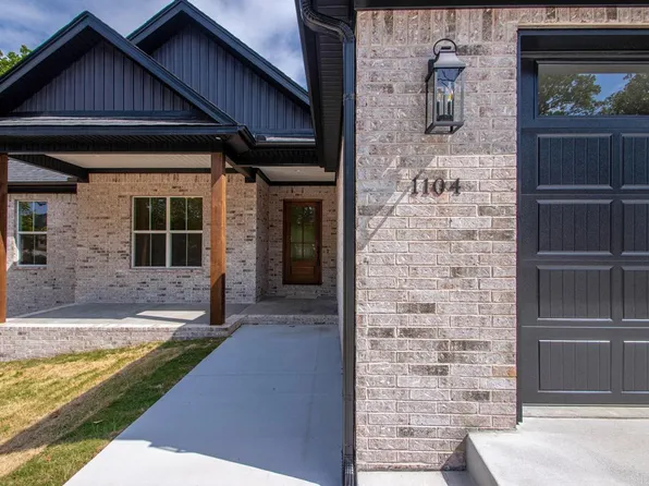 1104 Dowden Ln, Jacksonville, AR 72076
