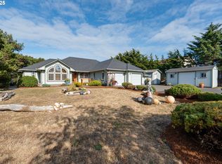89523 Manion Dr, Warrenton, OR 97146