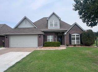 9014 N 157th East Ave, Owasso, OK 74055