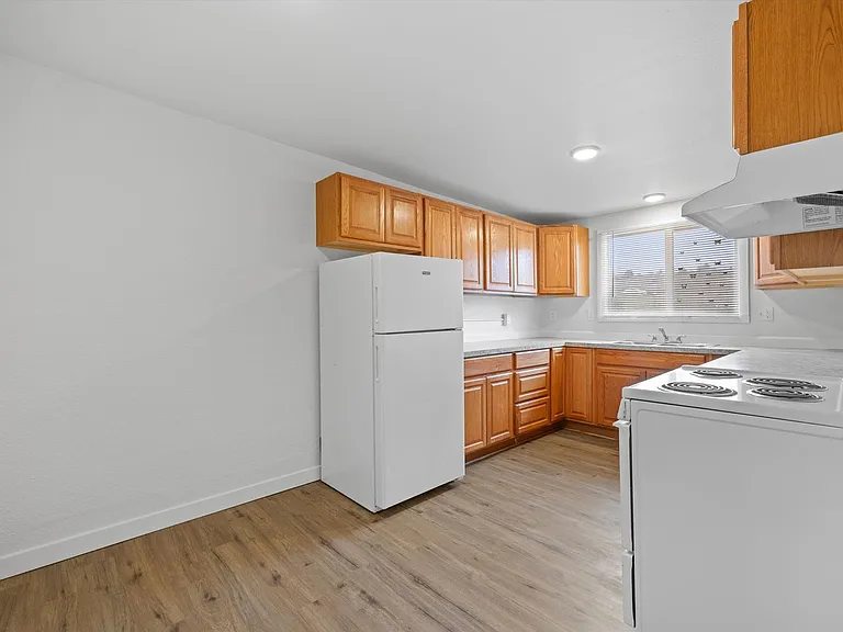 Chestnut Apartments — Photo 20