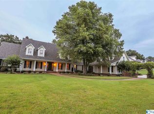 115 Eagle Dr, Albertville, AL 35951